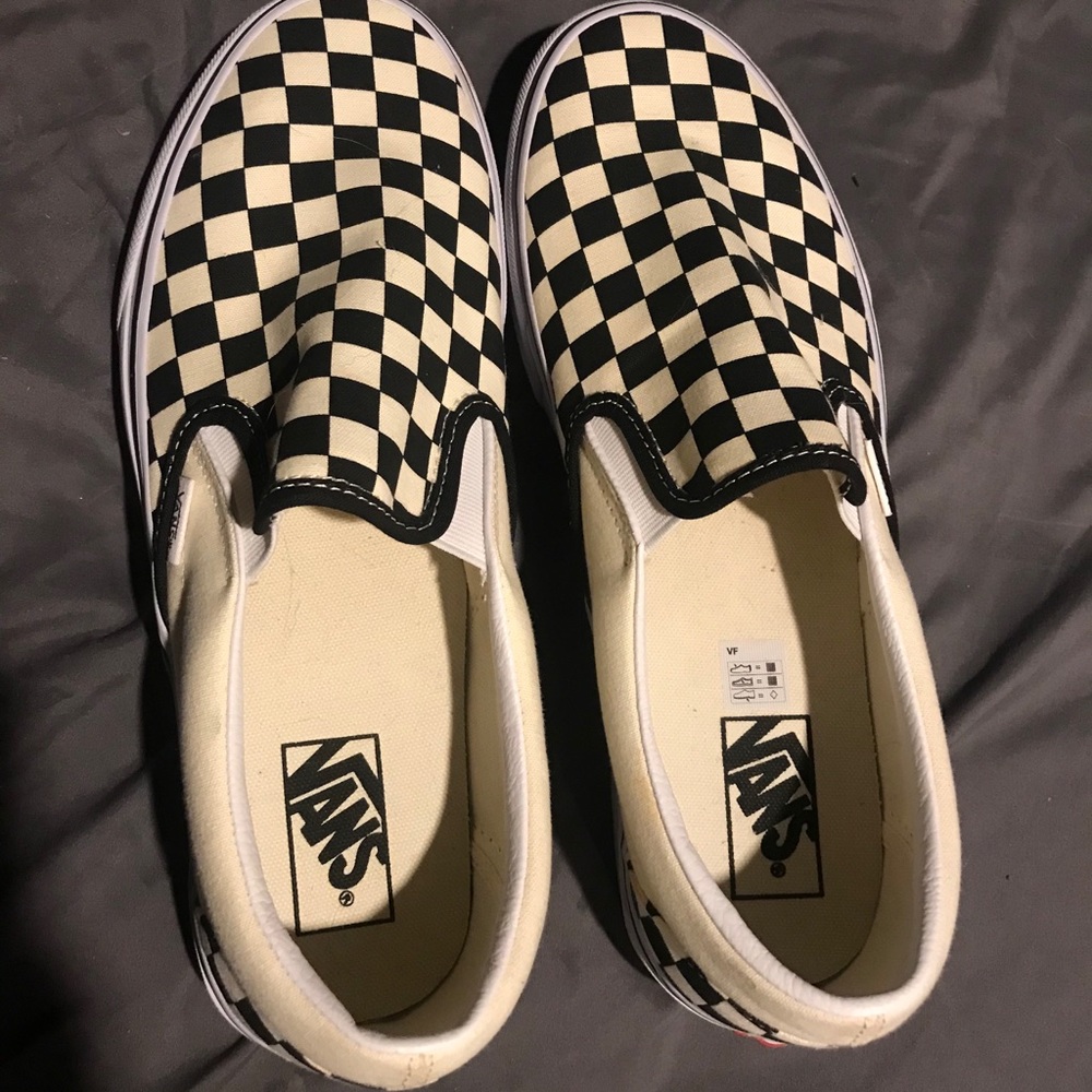 checkerd vans